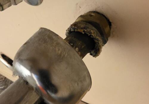 Men’s Restroom Sink Clog Cleared in Phoenix, AZ